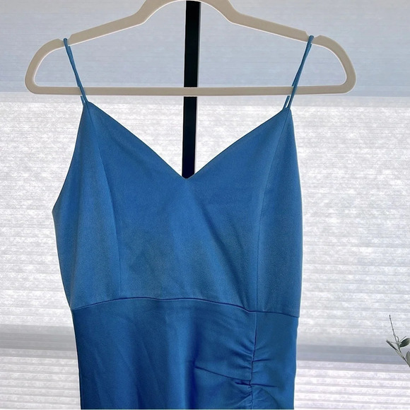 Alice + Olivia Diana V Neck High Slit Gown Cornflower Blue 6 Date Prom Formal - Picture 4 of 12